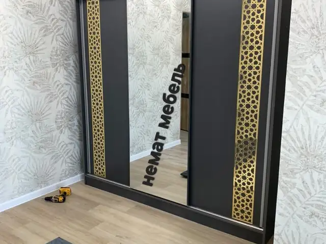 Шифоньер купе, Душанбе
