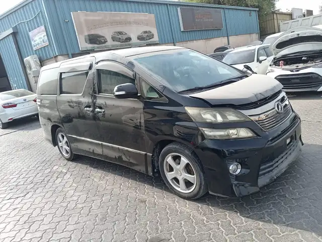 Минивэн Toyota Vellfire, 2014, Душанбе