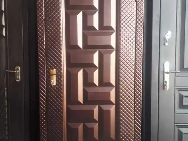 Железная дверь, Душанбе