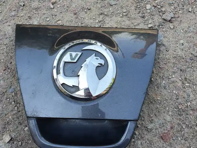 Ручка двери багажника от Opel Astra J, Худжанд