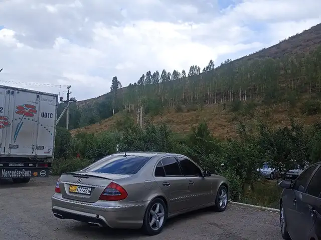 Mercedes-Benz E class