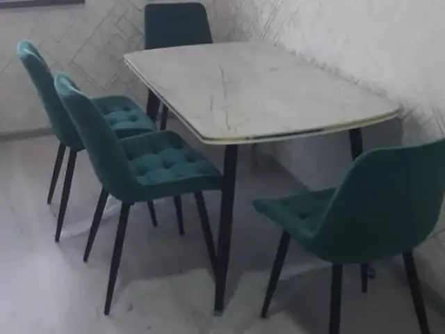 Стол и стулья, Душанбе
