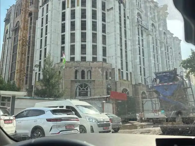 4-комн. квартира, 7 этаж, 210 м², Исмоили сомони, Душанбе