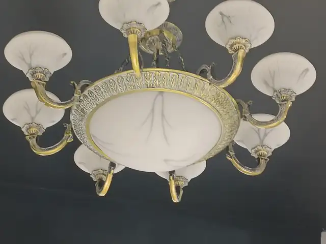 Люстра, Душанбе