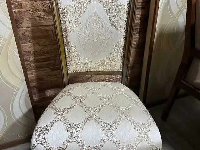 Стул, Душанбе