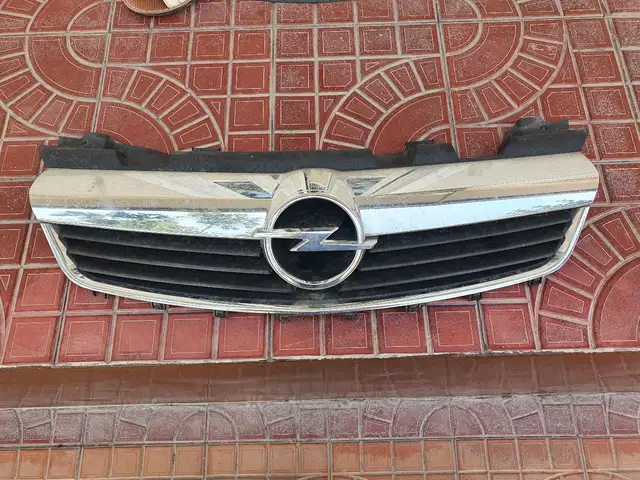 Облицовка на Opel Zafira B, Худжанд