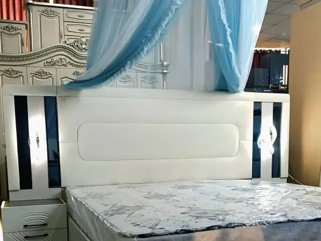 Спальный гарнитур, Бохтар (Курган-Тюбе)