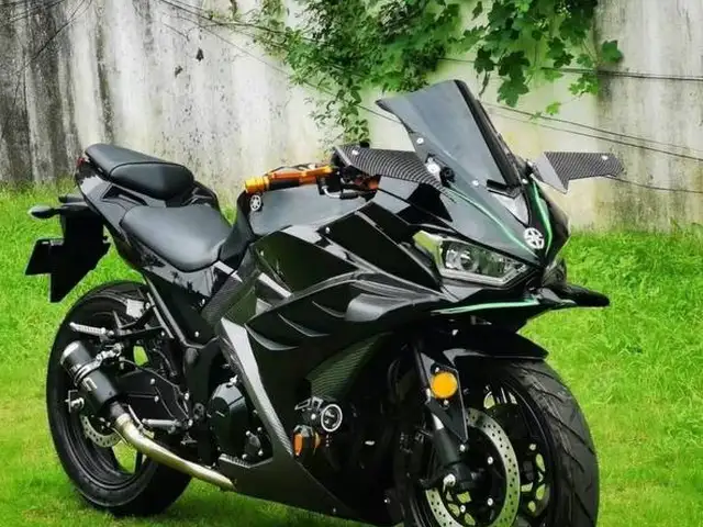 Мотоцикл Kawasaki, Душанбе