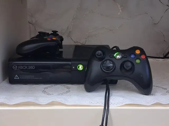 Игровая приставка Xbox 360,Kinect,диски, Худжанд