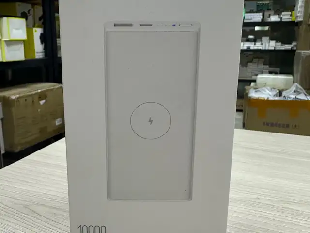 Внешний аккумулятор Xiaomi Mi Wireless Power Bank 10000mAh 10W белый, Душанбе