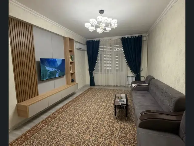 3-комн. квартира, 3 этаж, 98м², Чойхонаи Рохат ориёнбонк, Душанбе