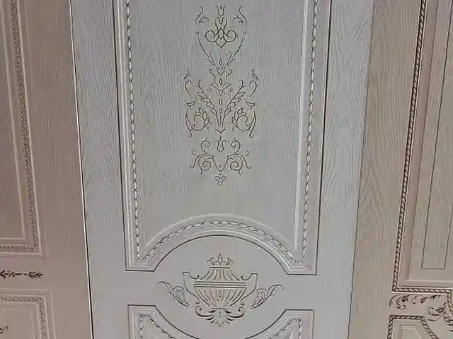 Дверь, Душанбе