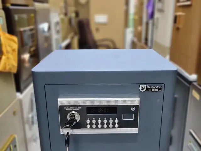 Сейф 30 smk, Душанбе
