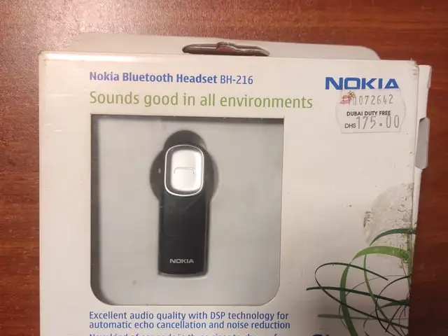 Наушник bluetooth, Худжанд