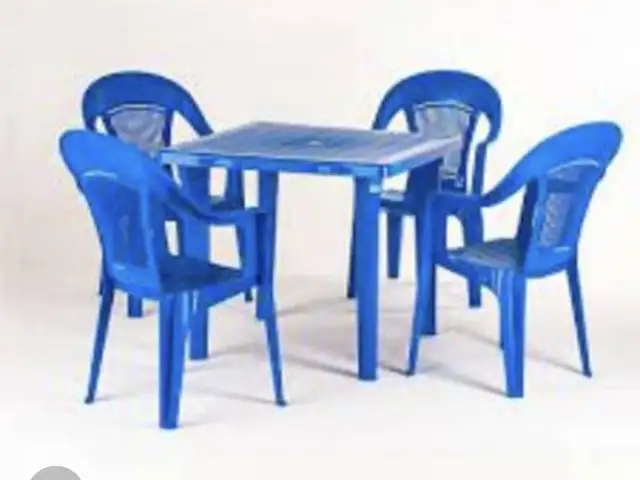 Столы и стулья пластиковые, Спитамен