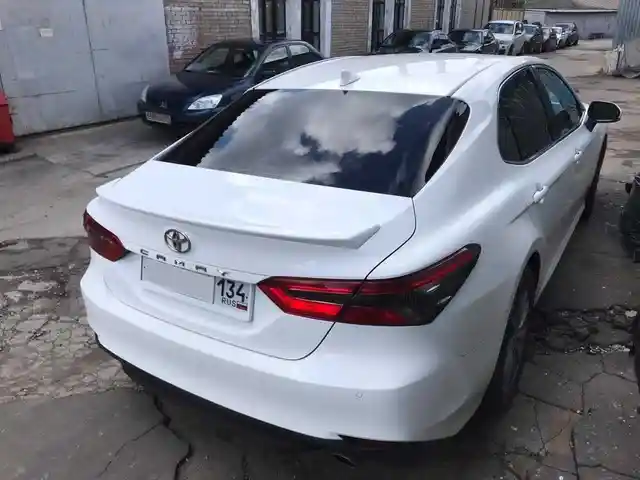 Спойлер багажа от Toyota Camry 6, Душанбе