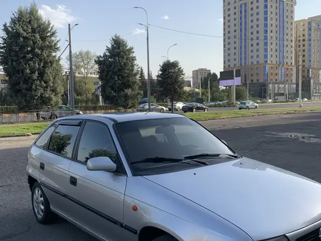 Opel Astra F