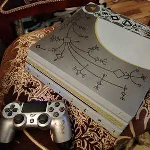 Игровая приставка Sony PlayStation 4 Pro 4K 120HD 1000gb GR Limited, Душанбе