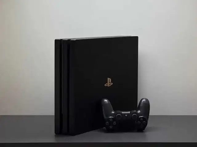 Игровая приставка Sony PlayStation 4 Pro, Душанбе - 2