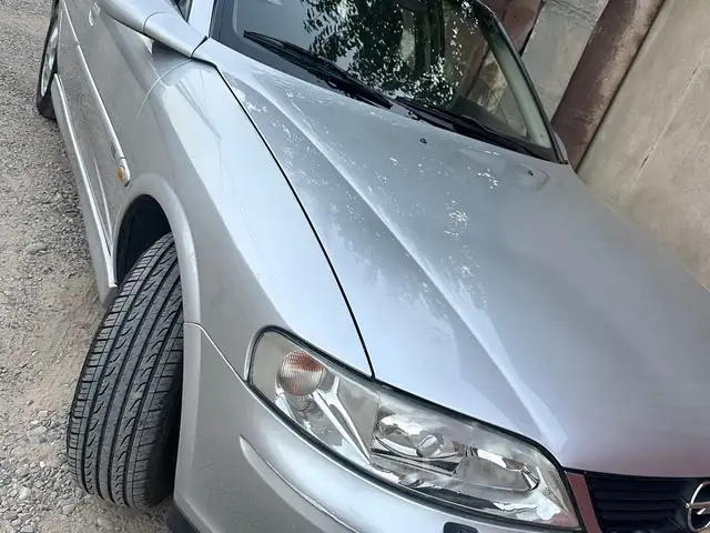 Opel Vectra B