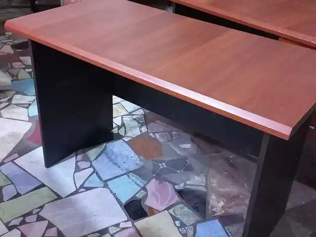 Письменный стол без тумбы, Душанбе