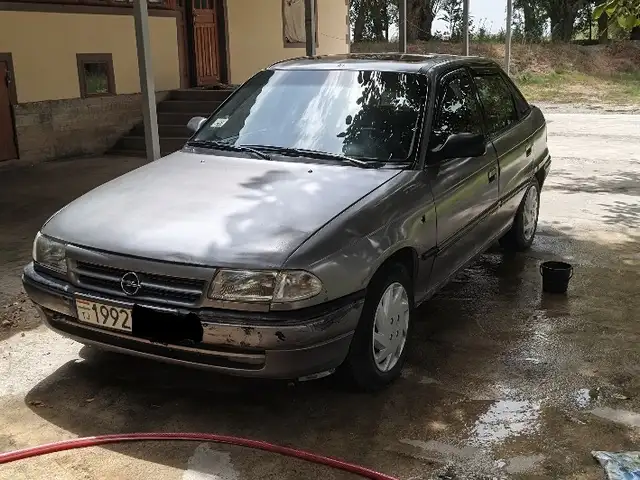 Opel Astra F