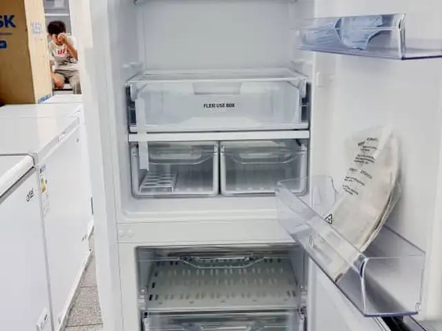 Холодильник Indesit, Душанбе