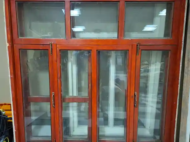 Тирезахои чуби, Душанбе