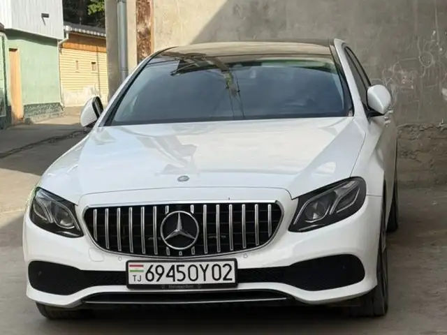 Mercedes-Benz E class