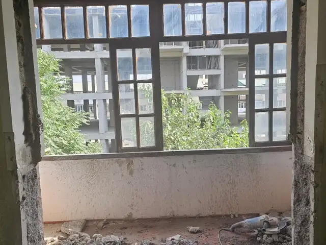 Буридани бетон, Хуҷанд - 4