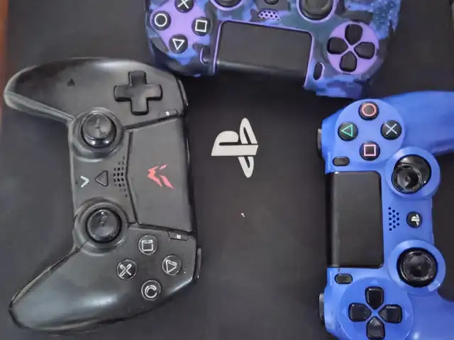 Игровая приставка Sony PlayStation 4 про, Душанбе