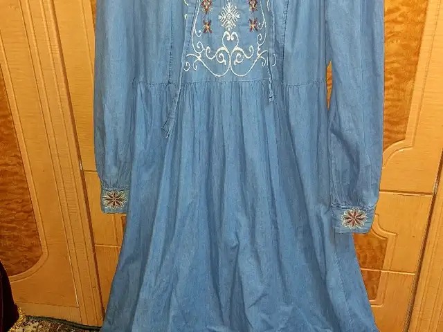 Платье женское, Душанбе