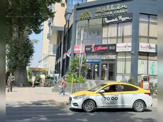 Помещение под свободное назначение, 28м², И. Сомони, Душанбе