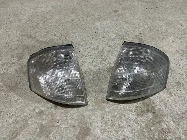 Поворотники от Mercedes-Benz w202 сечка, Худжанд