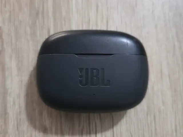 Беспроводные наушники JBL, Бохтар (Курган-Тюбе)