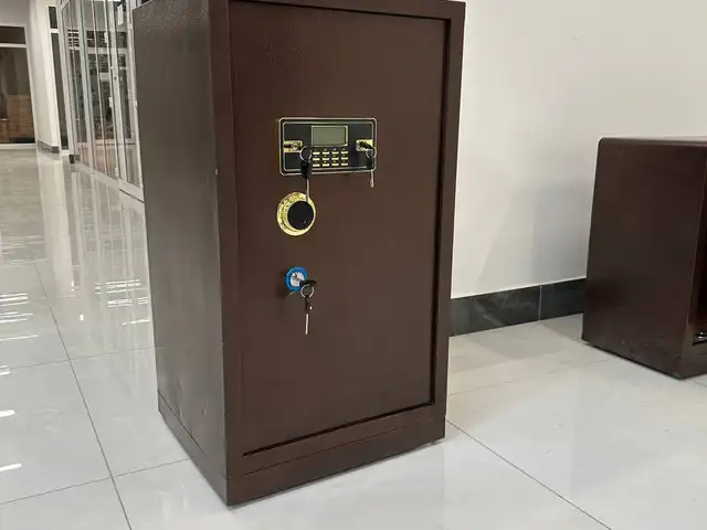Сейф шанше, Душанбе