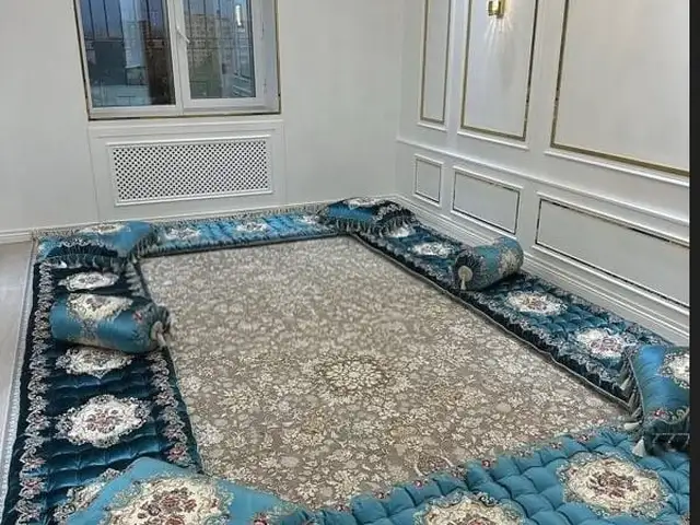 Курпача ва болишт, Душанбе