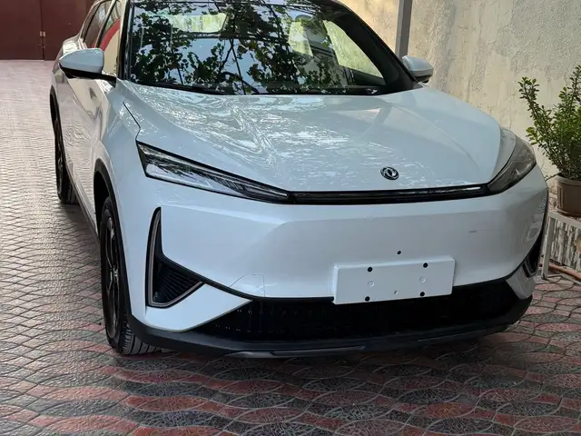 Dongfeng L7