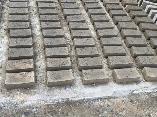 Хишт, Конибодом