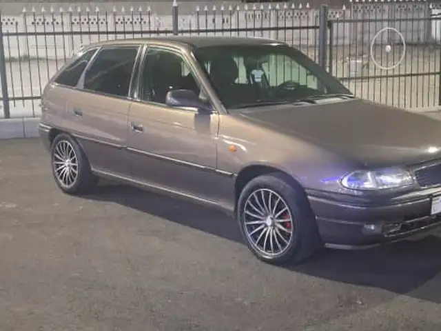 Opel Astra F