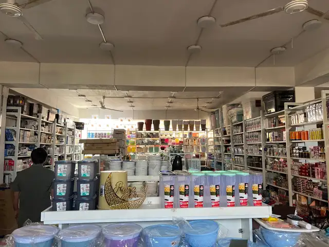 Бизнеси фуруши, Корвон, Душанбе
