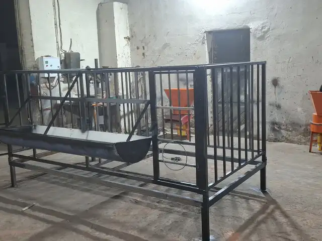 Услуги сантехника, Бобоҷон Ғафуров