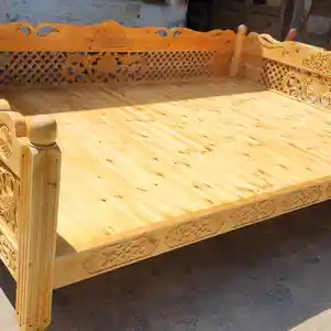 Тапчан, Ховалинг