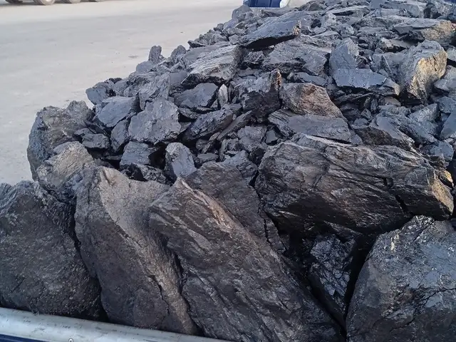 Кумури Фароз, Душанбе
