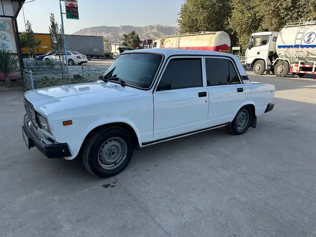 Lada (ВАЗ) 2107
