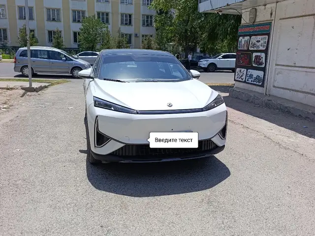 Dongfeng L7