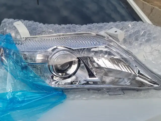 Передняя правая фара от Toyota Camry 2 YF, Душанбе