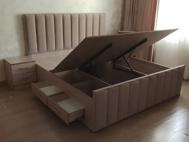 Крават, Душанбе