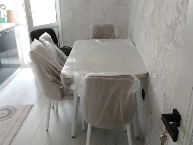Стол и стулья, Душанбе