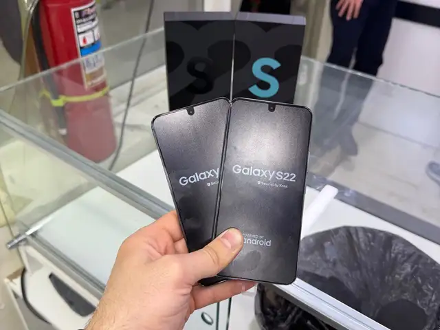 Samsung Galaxy S22 8/256 Gb Black, Душанбе - 2